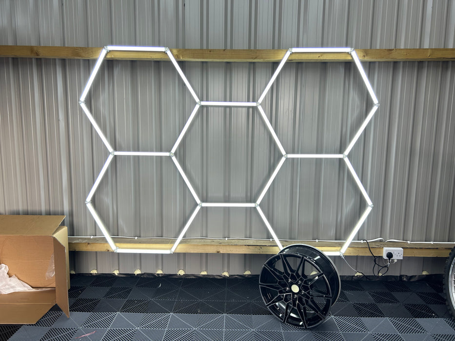 Hexagon Led 2350mm by 1650mm  5 Grid Hex Light Style 6500k Garage Office Workshop Light Cork